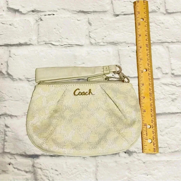 Coach Cream With Signature C’s in Metallic Silver, Silver Hardware Grey Leather - Picture 6 of 8